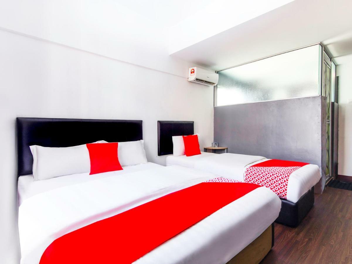 Intime Hotel Kuchai Lama Kuala Lumpur Exterior photo