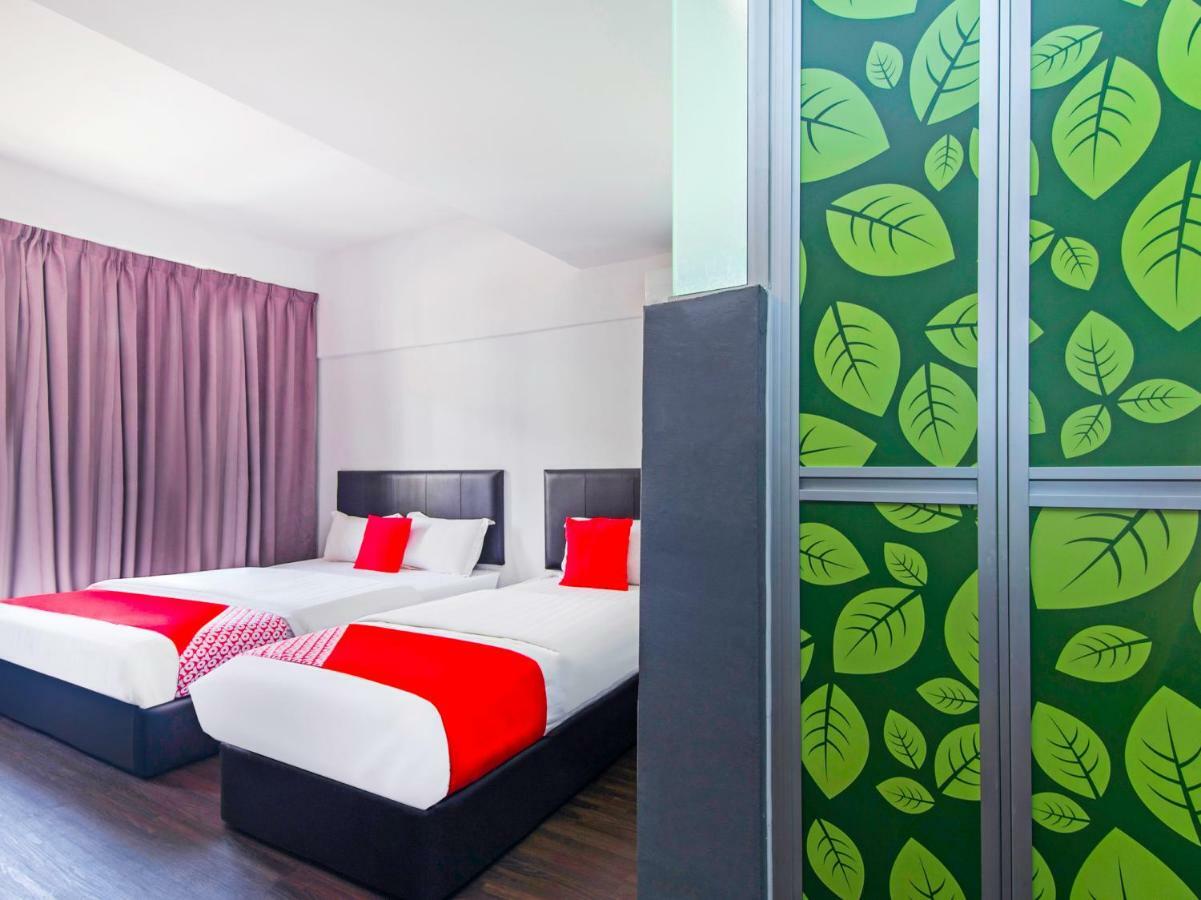 Intime Hotel Kuchai Lama Kuala Lumpur Exterior photo