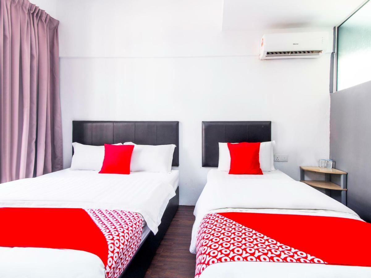 Intime Hotel Kuchai Lama Kuala Lumpur Exterior photo
